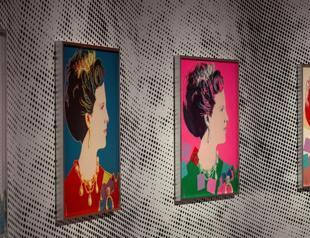 Warhols rare Queen collection opens at Dutch museum