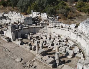 Gymnasium restoration in Stratonikeia continues