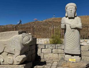 Trace of fortress gate found in Arslantepe