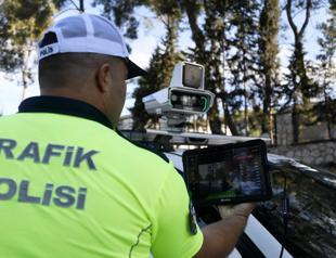 Traffic units employ AI-powered speed radar system