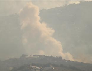 Israel launches phosphorus bombs into Lebanon