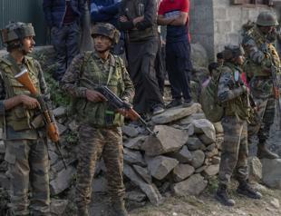 India warns social media after airline bomb threats