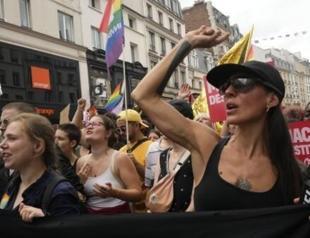 France to target absent public workers with benefits cut