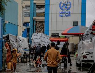 Outcry as Israel bans main UN Palestinian aid agency