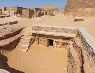 Ancient Middle Kingdom Egyptian tomb unearthed in Luxor