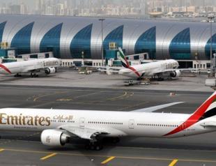 Emirates logs $2.5 bln half-year profit amid Mideast crises