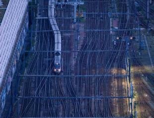 French rail unions threaten to strike ahead of Christmas