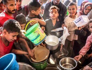 Aid groups say Israel fails to comply with US aid access demands in Gaza