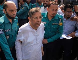 Bangladeshi ex-ministers face massacre charges in court