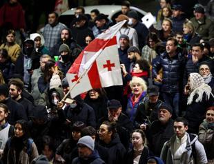 Thousands rally again in Georgia