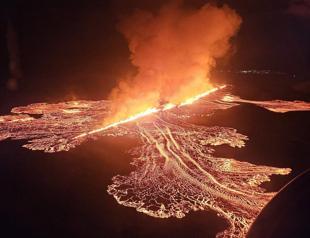 Icelandic village evacuated after new volcanic eruption