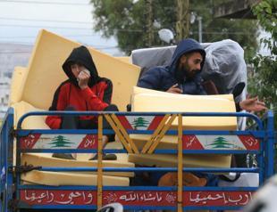 Thousands of Lebanese head home as Israel-Hezbollah truce takes hold