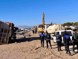 60-year-old beach shacks in Antalya demolished amid controversy
