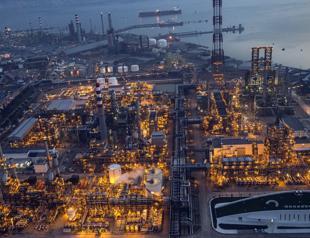 Foreign trade deficit widens to $7.4 billion in November