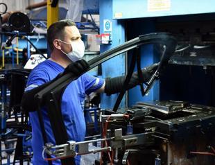 Manufacturing PMI rises but still in contraction territory