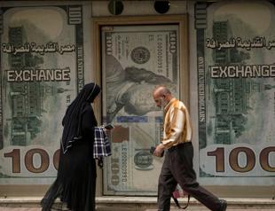 Egypt to float up to four army-owned companies: PM