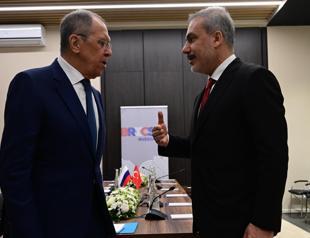 Türkiye, Russia, Iran top diplomats to discuss Syria conflict in Doha