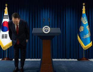 South Korea president apologises but doesnt resign before impeachment vote