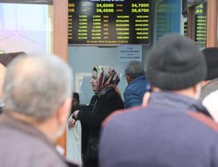 Fake dollar crisis disrupts banking operations