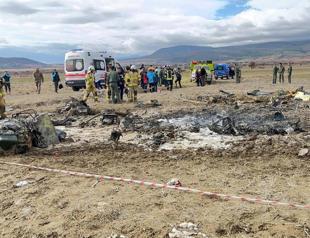 Turkish military helicopters collide in midair, killing six