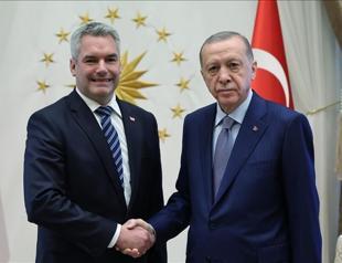 Erdoğan, Austrian chancellor discuss Syrias future, return of refugees