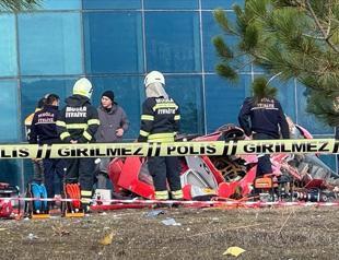Four killed as ambulance helicopter crashes into hospital in Muğla