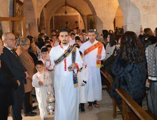 Türkiye’s Assyrians mark feast in Mardin mass