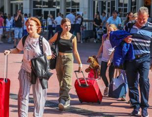 Tourism industry cautiously optimistic about 2025