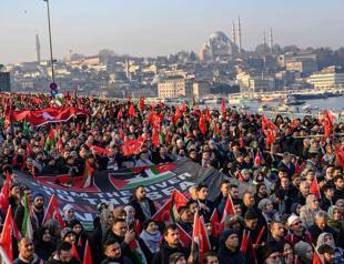 Thousands rally in Istanbul to support Palestinians