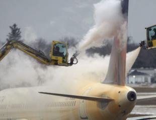 Delta Air Lines’ fourth-quarter earnings surpass estimates