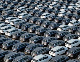 Global electric car sales rose by 25 percent in 2024