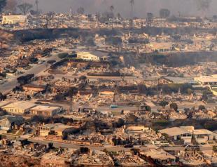 Fire-wrecked Los Angeles gets a break as winds drop