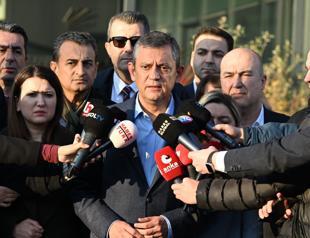 CHP draws roadmap after Beşiktaş mayors arrest