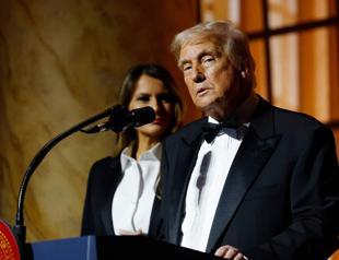 Trump vows to end American decline at inauguration eve rally