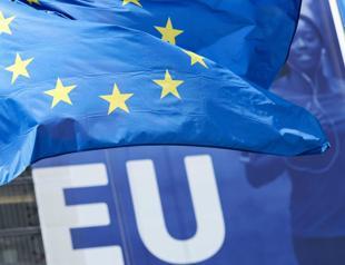 EU ready to defend interests after Trump tariff vow