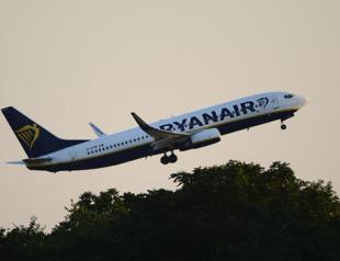 Ryanair profit surges on higher passengers, fares