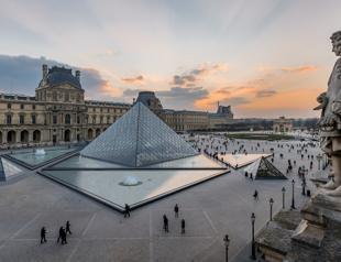 Mona Lisa to get its own room