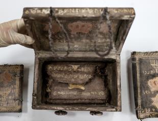 Fake manuscripts to be on display