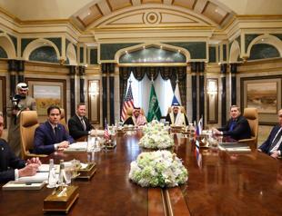 Saudi Arabia hosts US-Russia talks, no seat for Ukraine
