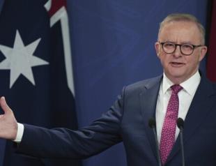 Australian PM vows extra $5.4 bn for health care