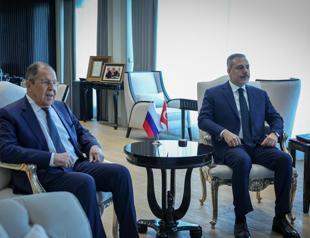 Türkiye offers to host Russia-Ukraine peace talks