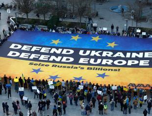 EU emergency summit seeks to beef up defense to counter Trump pivot