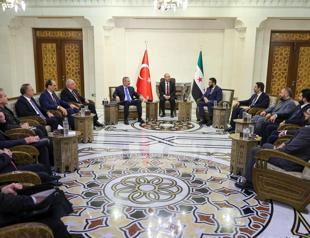 Türkiye, Syria officials meet after deal with SDF