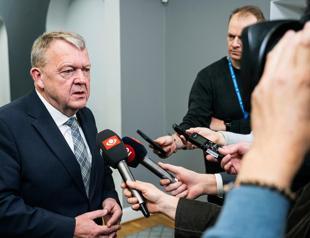 Danish FM rebuffs Trump as he repeats desire to grab Greenland