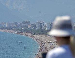 Eid, Easter holidays may bring early joy to Turkish hoteliers