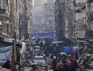 Israel defense minister says Gaza offensive expands, will seize large areas