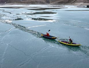 Van dam lake offers canoeing among drifting ice floes