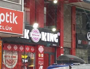 Chicken döner shop shuts down after 648 hospitalized