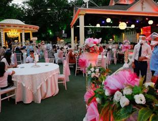 Rising costs spark ‘half-wedding’ trend