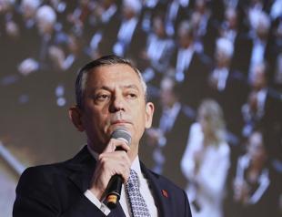 CHP endorses Özel’s slate for top boards at convention